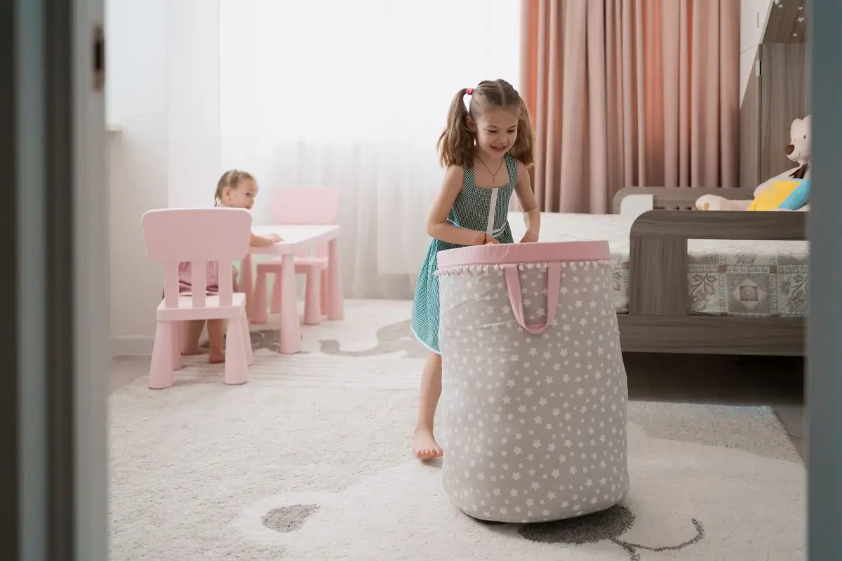 Trik Deep Cleaning 15 Menit: Kamar Bayi Tetap Higienis & Furniture Jadi Lebih Awet!